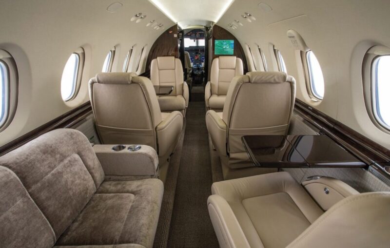 Hawker 750